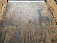 いすゞエルフアルミバン小型（2t・3t）[写真14]