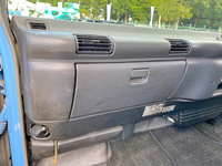 いすゞエルフアルミバン小型（2t・3t）[写真32]