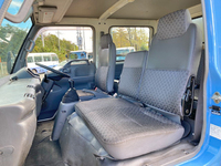 いすゞエルフアルミバン小型（2t・3t）[写真33]