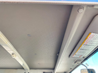 いすゞエルフアルミバン小型（2t・3t）[写真36]