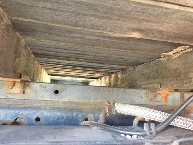 三菱ふそうキャンターユニック3段小型（2t・3t）[写真14]