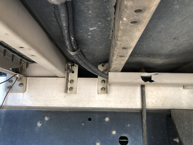 三菱ふそうファイターアルミウイング中型（4t）[写真20]