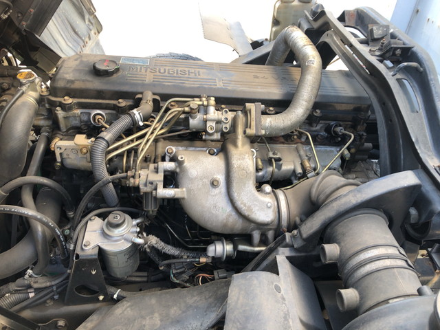 三菱ふそうファイターアルミウイング中型（4t）[写真23]