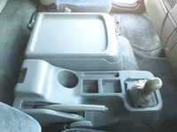 三菱ふそうファイターアルミウイング中型（4t）[写真37]