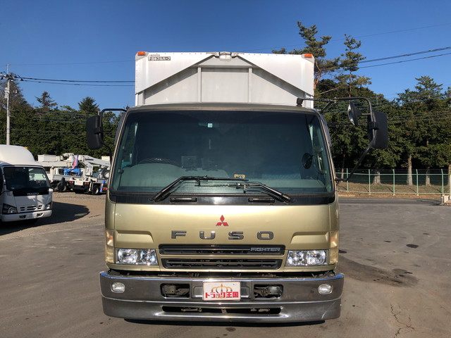 三菱ふそうファイターアルミウイング中型（4t）[写真09]