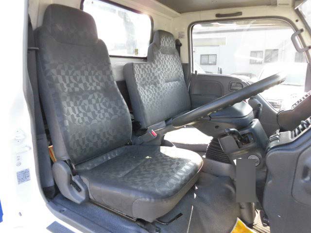 UDトラックスコンドル高所作業車中型（4t）[写真11]