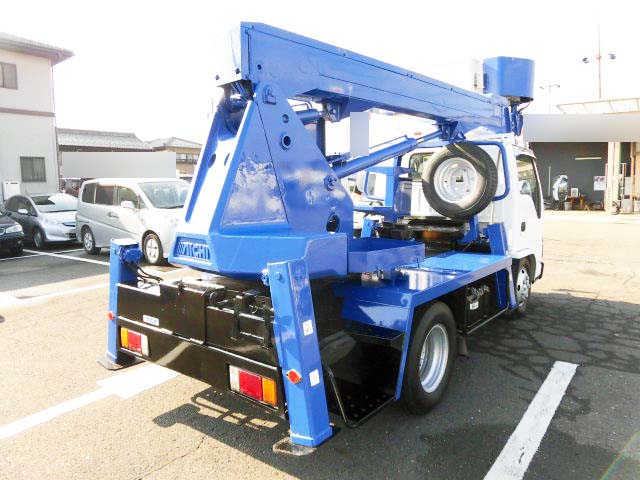 UDトラックスコンドル高所作業車中型（4t）[写真02]