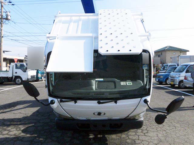 UDトラックスコンドル高所作業車中型（4t）[写真05]