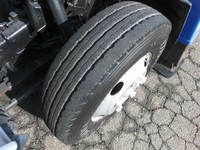 UDトラックスコンドル高所作業車中型（4t）[写真09]