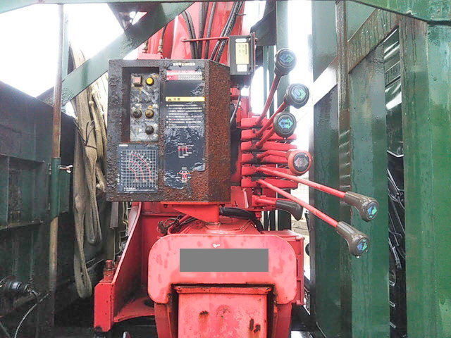 日野プロフィアクレーン3段大型（10t）[写真10]