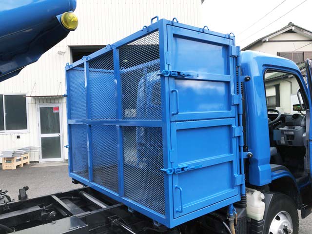 三菱ふそうキャンターパッカー車（塵芥車）小型（2t・3t）[写真23]
