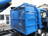 三菱ふそうキャンターパッカー車（塵芥車）小型（2t・3t）[写真23]
