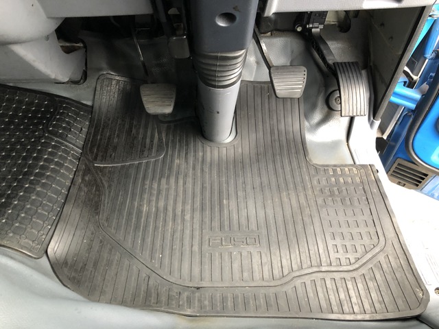 三菱ふそうキャンターパッカー車（塵芥車）小型（2t・3t）[写真31]