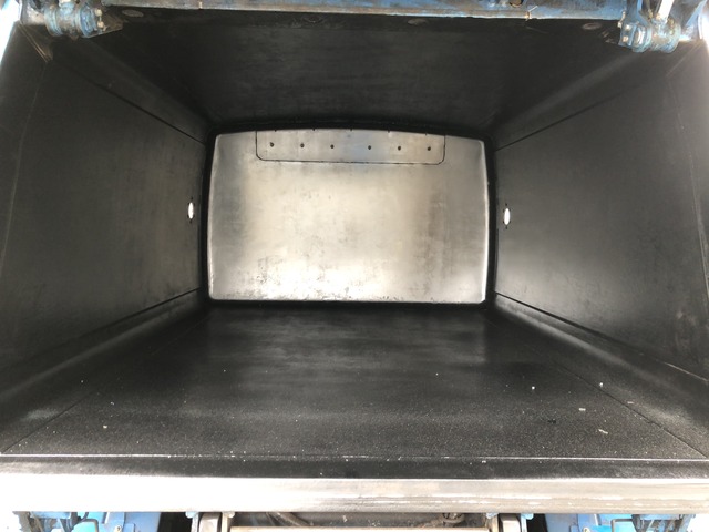 三菱ふそうキャンターパッカー車（塵芥車）小型（2t・3t）[写真08]