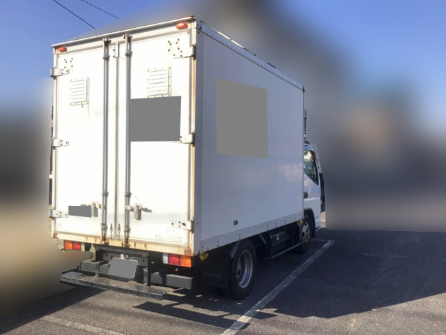 三菱ふそうキャンターパネルバン小型（2t・3t）[写真02]