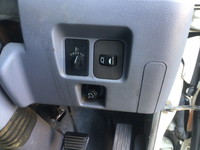 三菱ふそうキャンターパネルバン小型（2t・3t）[写真30]