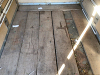 三菱ふそうキャンターパネルバン小型（2t・3t）[写真06]