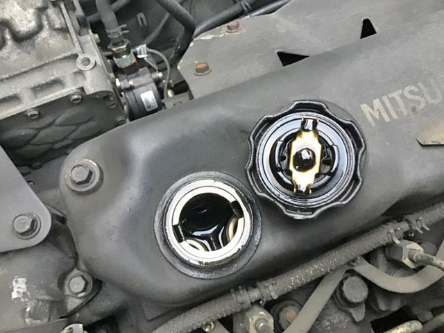 三菱ふそうキャンターダンプ小型（2t・3t）[写真11]