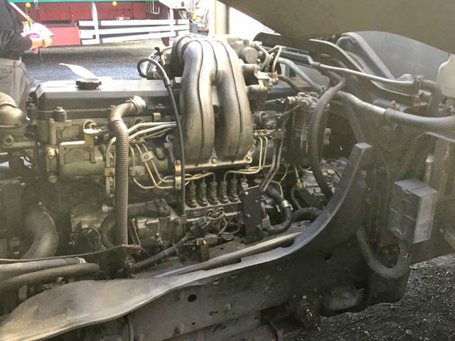 三菱ふそうファイターアルミウイング中型（4t）[写真19]