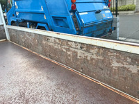 いすゞエルフ平ボディ小型（2t・3t）[写真12]