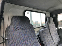 いすゞエルフ平ボディ小型（2t・3t）[写真14]