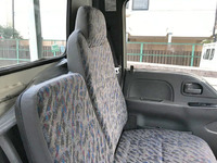 いすゞエルフ平ボディ小型（2t・3t）[写真16]