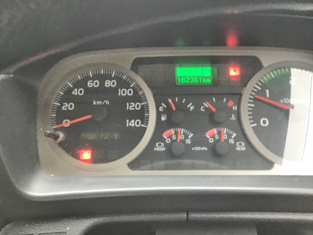 日野レンジャーパッカー車（塵芥車）中型（4t）[写真34]