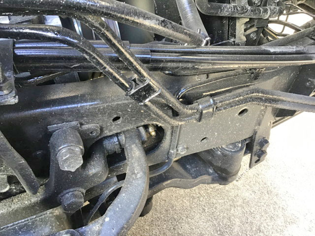 いすゞエルフ平ボディ小型（2t・3t）[写真10]