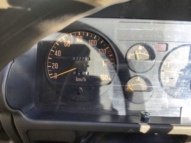 いすゞエルフ平ボディ小型（2t・3t）[写真18]