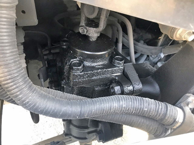 いすゞギガアルミウイング大型（10t）[写真20]