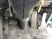 いすゞギガアルミウイング大型（10t）[写真21]