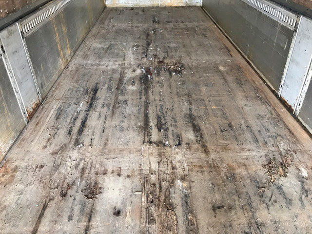 いすゞギガアルミウイング大型（10t）[写真09]