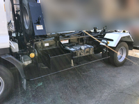 いすゞフォワードアームロール中型（4t）[写真13]