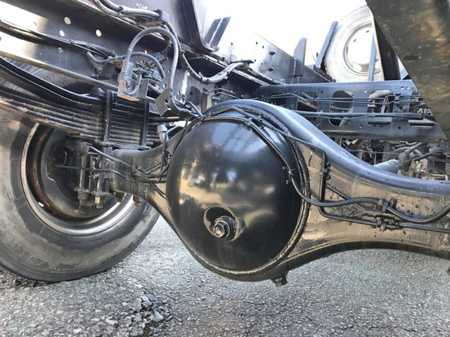 いすゞフォワードアームロール中型（4t）[写真23]