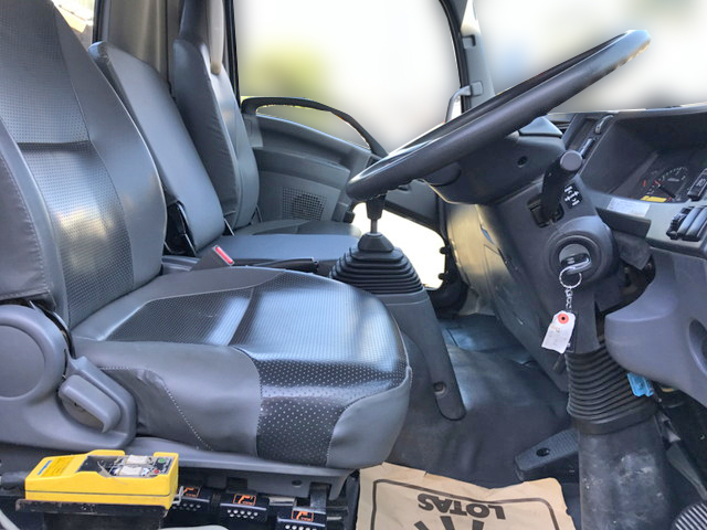 いすゞフォワードアームロール中型（4t）[写真31]