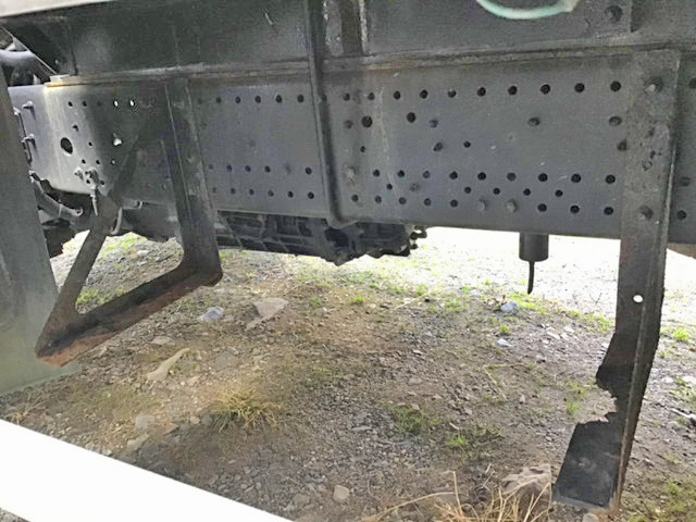 いすゞフォワード保冷バン中型（4t）[写真12]