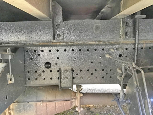 いすゞフォワード保冷バン中型（4t）[写真14]