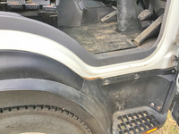 いすゞフォワード保冷バン中型（4t）[写真19]