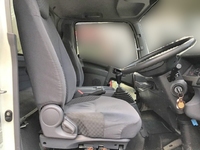 いすゞフォワード保冷バン中型（4t）[写真20]