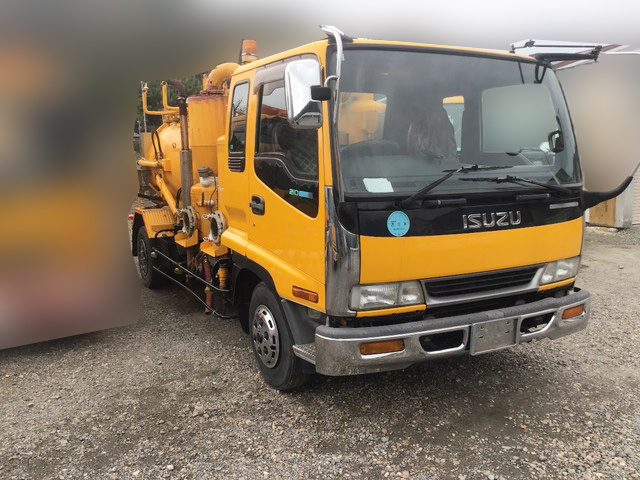 いすゞフォワード汚泥吸引車中型（4t）[写真02]