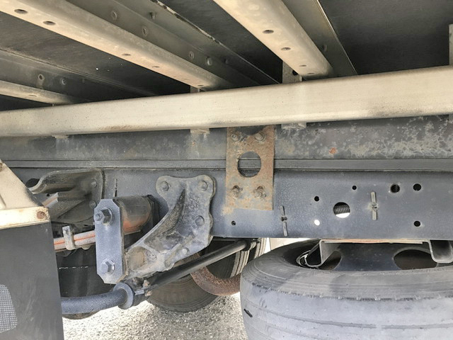 いすゞエルフパネルウイング小型（2t・3t）[写真23]