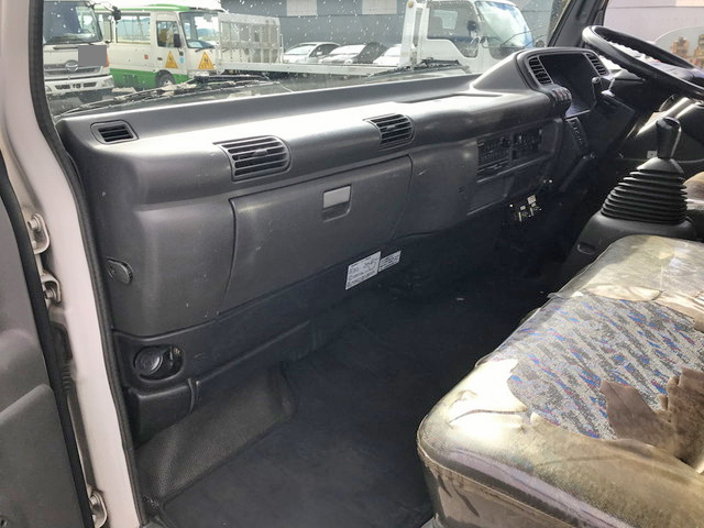 いすゞエルフパネルウイング小型（2t・3t）[写真30]