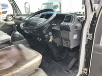 いすゞエルフパネルウイング小型（2t・3t）[写真34]