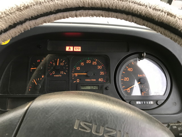 いすゞフォワードパッカー車（塵芥車）増トン（6t・8t）[写真24]