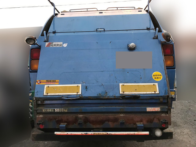 いすゞフォワードパッカー車（塵芥車）増トン（6t・8t）[写真08]