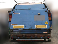 いすゞフォワードパッカー車（塵芥車）増トン（6t・8t）[写真08]