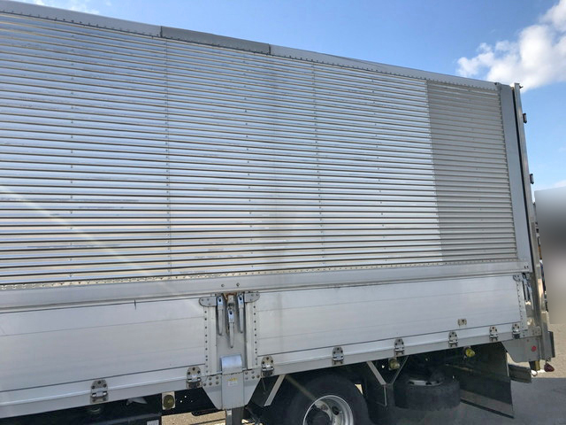 いすゞフォワードアルミウイング中型（4t）[写真15]