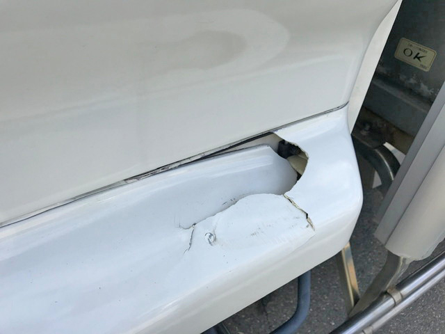 いすゞフォワードアルミウイング中型（4t）[写真16]