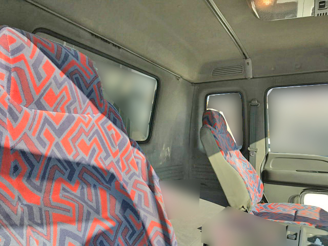 いすゞフォワードアルミウイング中型（4t）[写真31]