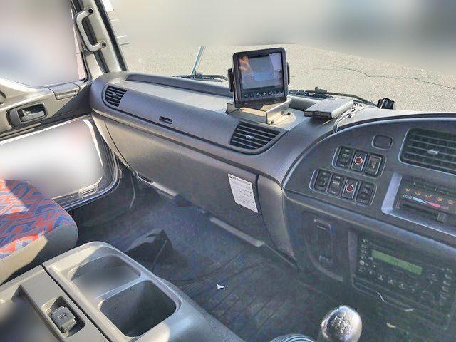 いすゞフォワードアルミウイング中型（4t）[写真33]